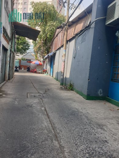 VÀI CĂN RA MT DƯƠNG VĂN DƯƠNG 60m2 BTCT 3 TẦNG NGANG 4M CHƯA TỚI 5 TỶ