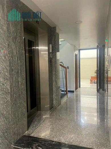 LÊ TUẤN MẬU, Q.6 - 6 TẦNG, 2 MẶT TIỀN TRƯỚC & SAU - ĐỐI DIỆN CÔNG VIÊN - THÍCH HỢP KD ĐA NGÀNH