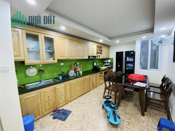 Nhà phố Vũ Ngọc Phan, 5 tỷ, 45m2, 5x9m, 5 tầng, 2 mặt thoáng, sổ đẹp