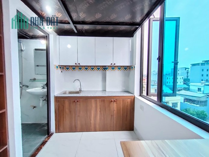DT khủng! CCMN 2 thoáng Cầu Giấy, đẹp, ngõ to, 13PKK, DT 780tr, 51m x 5T, 6.8 tỷ