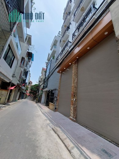 Nhà Lĩnh nam ô tô đỗ cổng 46.7m2*5 Tầng giá 3.95 Tỷ