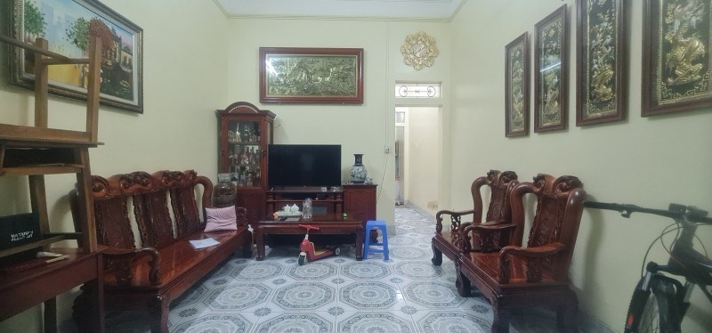 HOT! Nhỉnh 4 tỷ sở hữu ngay Nhà 4 tầng khu P/lô Đức Giang, ô tô tránh, DT 55m2, MT 4.2m.