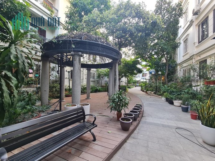 TUYỆT TÁC ! SIÊU BIỆT THỰ HUYN ĐAI TÔ HIỆU HÀ ĐÔNG SANG CHẢNH ĐẲNG CẤP FULL NỘI THẤT 170 MÉT HƠN 20