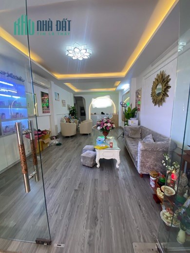 CHÍNH CHỦ CHO THUÊ TẦNG 1  Địa chỉ: Tại Nhân Hoà, Nhân Chính, Thanh Xuân.