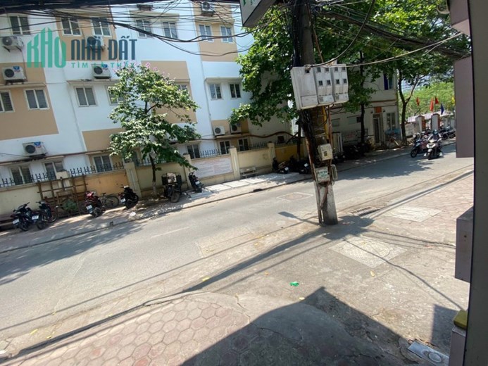 CHÍNH CHỦ CHO THUÊ TẦNG 1  Địa chỉ: Tại Nhân Hoà, Nhân Chính, Thanh Xuân.