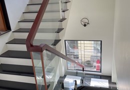 CHO THUÊ NHÀ MẶT TIỀN gần chợ Quảng Ngãi – đường Quang Trung – trung tâm thành phố Quảng Ngãi