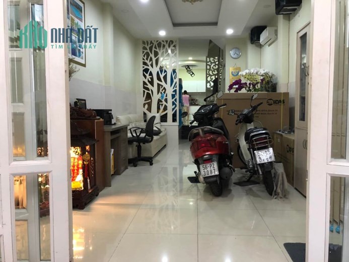 NHÀ TRUNG TÂM Q5 -DIỆN TÍCH LỚN 54M2- GIÁ RẺ