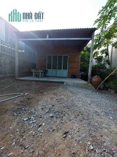 CHỈ CẦN 650 TRIỆU MUA ĐƯỢC NGAY NHÀ CẤP 4 + ĐẤT ở xã Hựu Thạnh, huyện Đức Hòa