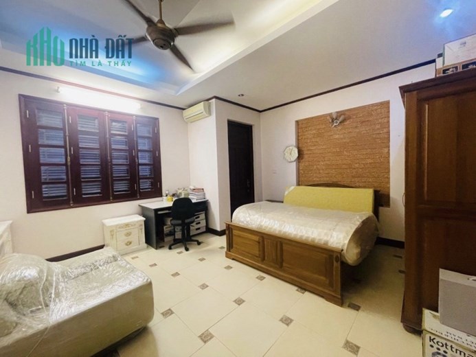 Quá Gấp Rồi, Bán nhà Đỗ Quang, vỉa hè,  ô tô tránh, 65m, 6T, 14.5 TỶ.