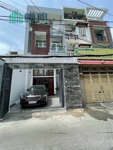 Bán nhà Bùi Quang Là, Phường 12, Gò Vấp – HXT, 90m2, 3 tầng, 8.4 tỷ