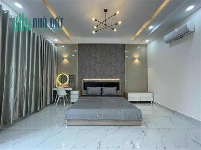Bán nhà Bùi Quang Là, Phường 12, Gò Vấp – HXT, 90m2, 3 tầng, 8.4 tỷ