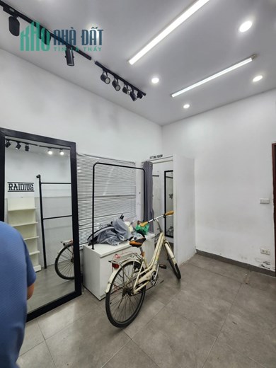 MỜI THUÊ MẶT PHỐ ĐÔNG CÁC 18 TRIỆU/THÁNG. KINH DOANH TẦNG 1, 37m2. LH: 0937368286