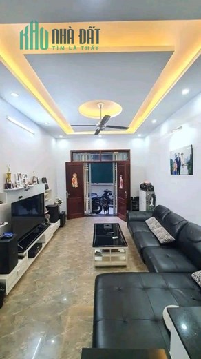 BÁN NHÀ VÕNG THỊ TÂY HỒ LỘNG GIÓ - THÔNG KHẮP NGẢ - DÂN TRÍ CAO. NHÀ DT 36 M2, 5 TẦNG. MT 5.9M.