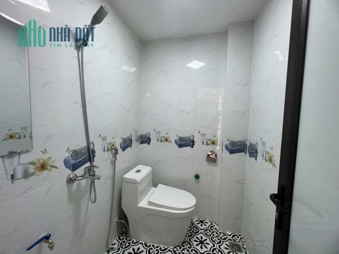 NHÀ ĐẸP - LÔ GÓC - 3 THOÁNG - NGUYÊN CĂN - VỪA Ở VỪA KINH DOANH - 7 NGỦ - 5 VỆ SINH - ĐỦ CÔNG NĂNG