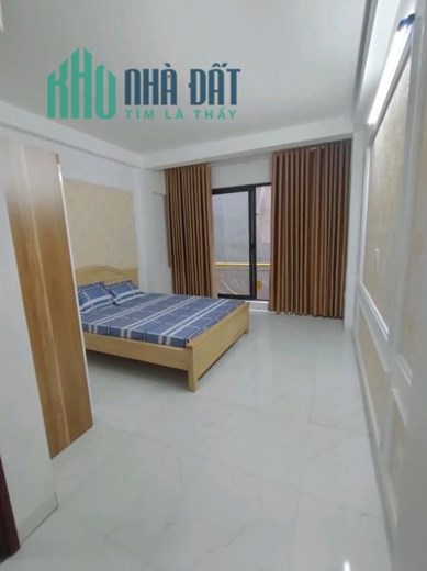 Bán nhà Đẹp đường Láng, 32m2, 5 tầng, Đống Đa, nhỉnh 4,28 tỷ