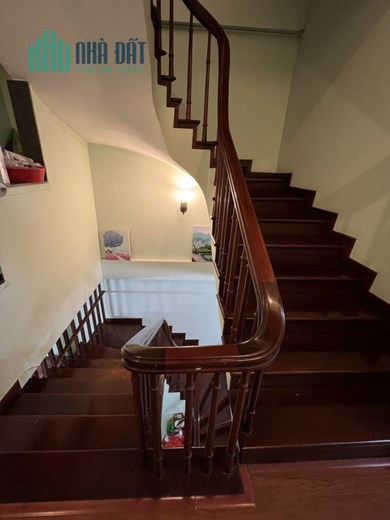 Chính chủ cần bán nhà Phố Mai Dịch, 85m², phân lô, gara ô-tô, kinh doanh, giá hơn 14 tỷ.