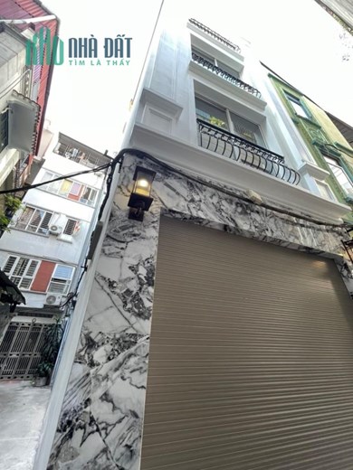 Bán nhà ngõ 255 Nguyễn Khang,nhà đẹp ở ngay,lô góc thoáng gần phố,43m2,4T,mt:3,94m