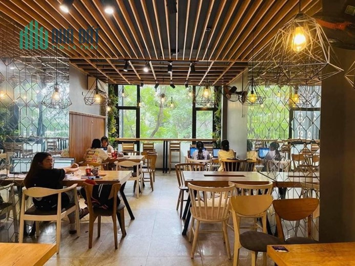 Bán Nhà Mặt Phố Hoàng Ngọc Phách, mặt tiền 10m, giá chỉ 33 tỷ, kinh doanh sầm uất