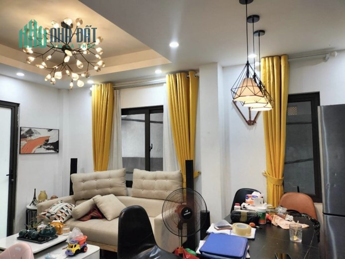 Bán nhà phố Đặng Văn Ngữ 54m2, 4 tầng mặt tiền 4m 3 mặt thoáng, ô tô, giá 5,2 tỷ