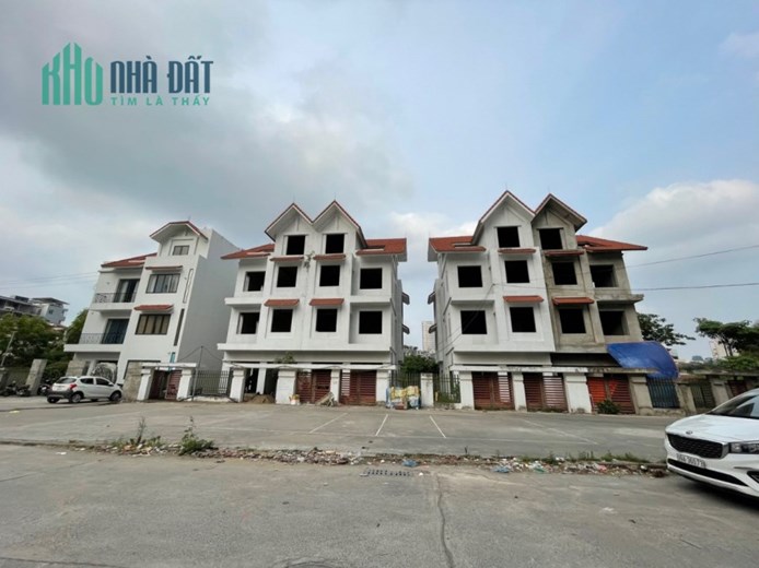 Bán Biệt thự MỸ ĐÌNH 202m2, 4T, 20 tỷ, ô tô đỗ, chủ cần bán gấp