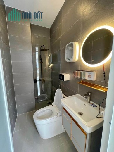 VỊ TRÍ KINH DOANH, CHỈ 5.99 TỶ -NHÀ MỚI - 4 TẦNG ĐẸP LUNG LINH - HẺM 7M  - Q10