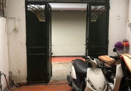 Bán nhà mặt phố Nguyễn Sơn sầm uất nổi tiếng phố hàng xách tay