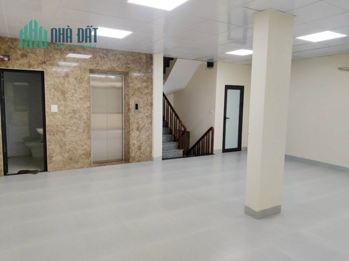 Văn phòng 110m2 giá 9.9 triệu tại Tô Vĩnh Diện, HN (chính chủ)