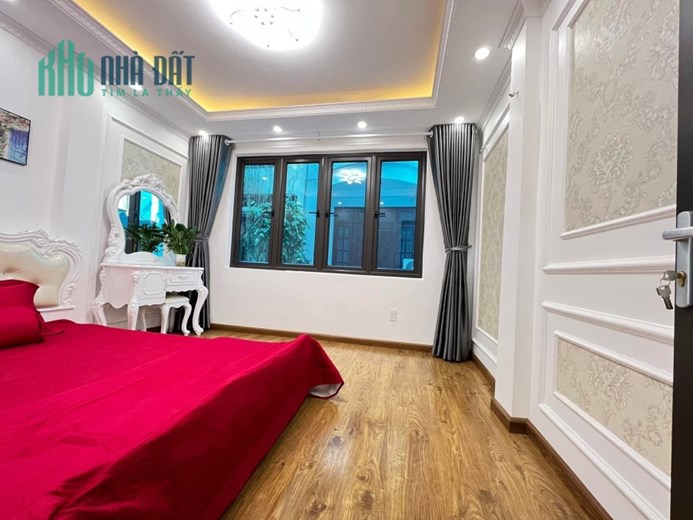 Bán nhà xây 3 tầng Văn Chương – Đống Đa, ngay khu UBND phường Văn Chương, nhà xây chắc chắn kiên