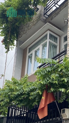 BÁN NHÀ ĐẸP XINH LUNG LINH 3 TẦNG – OTO ĐẬU CỬA SỐ 8 LINH XUÂN- 4,1 TỶ