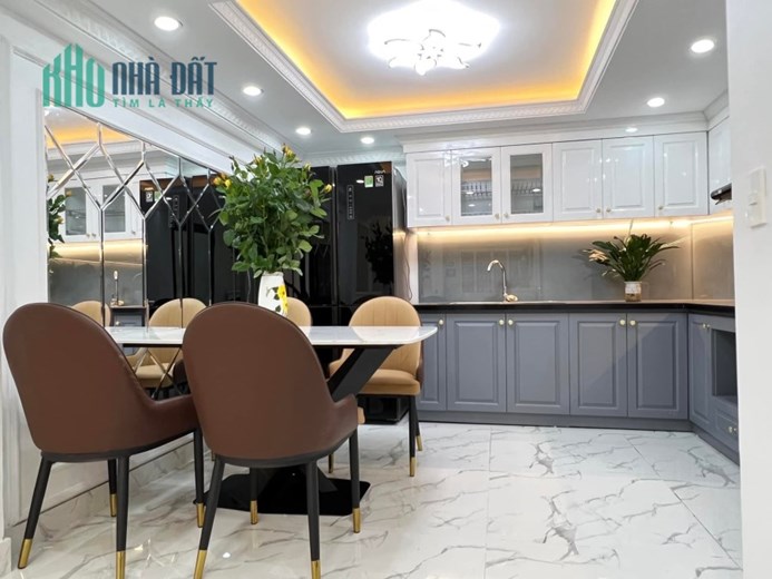 Bán nhà xây 3 tầng Văn Chương – Đống Đa, ngay khu UBND phường Văn Chương, nhà xây chắc chắn kiên