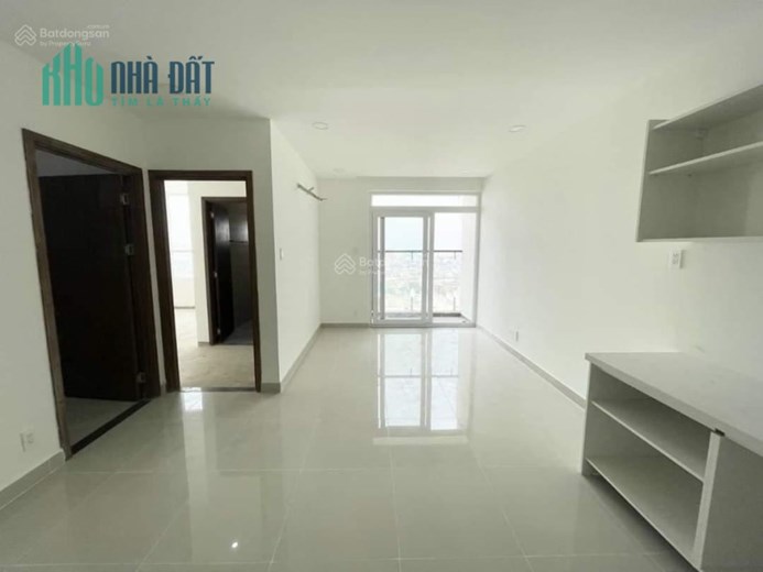 Căn hộ góc 3PN ngay mặt tiền Lý Chiêu Hoàng, quận 6, siêu siêu mới, đã bàn giao, ở ngay