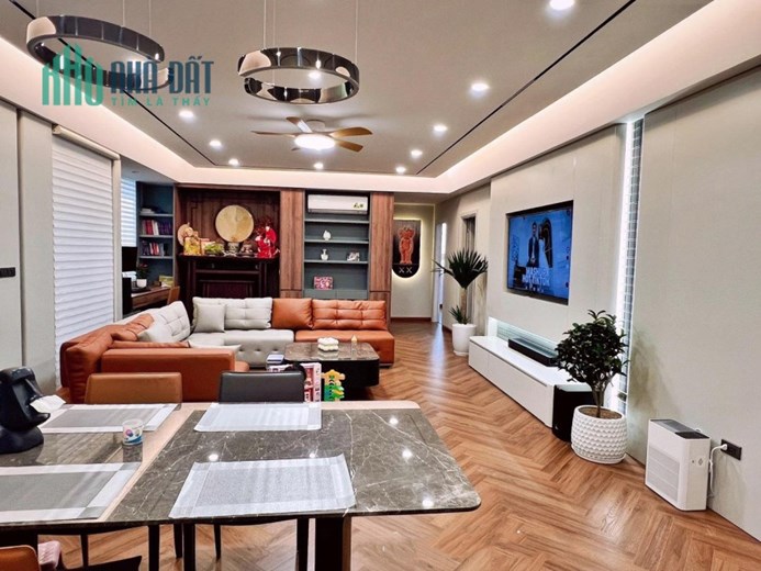 Quỹ ngoại giao trực tiếp Cđt chỉ từ 24 tr/m² , quỹ căn 3-4 pn diện tích từ 127- 150 m²,