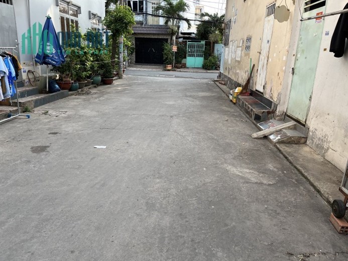 Bán nhà  Hẻm xe hơi Đường Tô Ký, Quận 12, 111m2, 4PN, giá 5 tỷ TL.