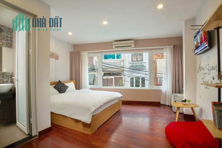 Bán nhà mặt phố Đào Duy Từ, Hoàn Kiếm 40m, 6T thang máy, Ô Tô, KD giá 20.5 tỷ. LH: 0366051369