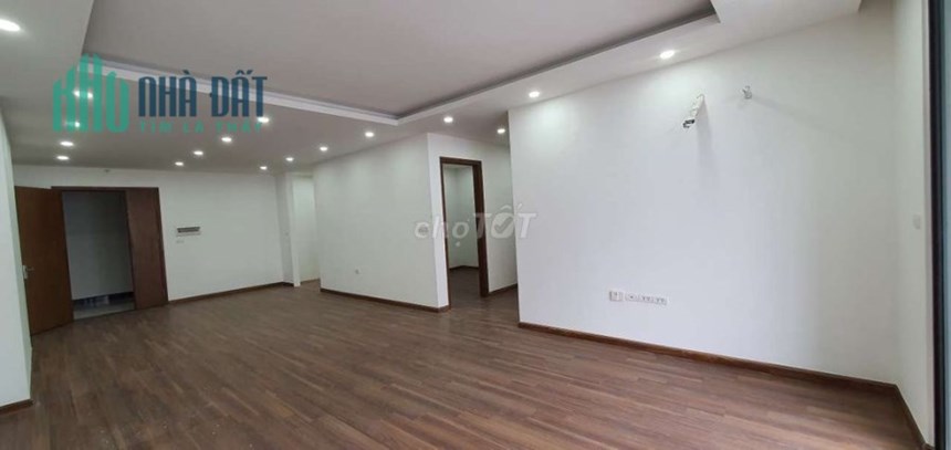 Chính chủ cần bán chung cư căn góc tòa CT1 X2 Đại Kim, Hoàng Mai, Hà Nội.