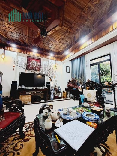 Bán nhà Phân Lô Trần Quốc Hoàn, gara ô tô tránh, kinh doanh, dân trí cao 60m2 hơn 10 Tỷ