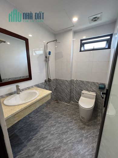 CHO THUÊ NHÀ NGUYÊN CĂN PHÚC LỢI, LONG BIÊN 40M2 * 5 TẦNG * NHÀ MỚI XÂY