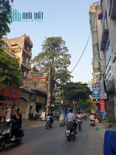 BÁN NHÀ ĐẸP CẦU GIẤY - 7 TẦNG THANG MÁY - OTO TRÁNH, 2 THOÁNG TRƯỚC SAU -  Ở HOẶC KD LÀM VP CHO