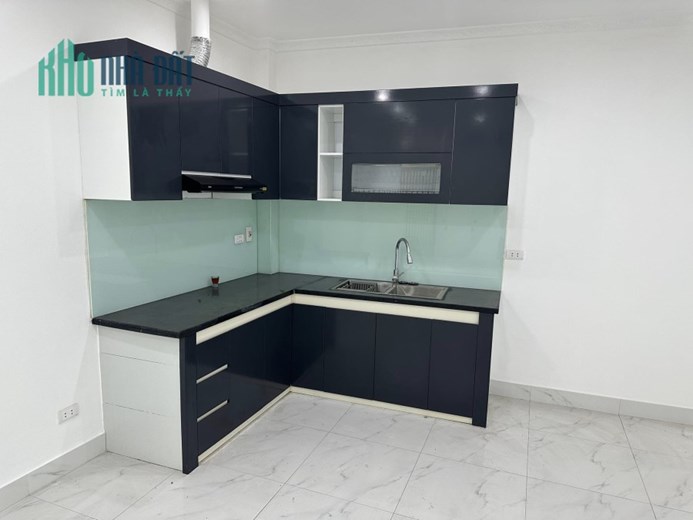 Bán gấp Nhà MT 5m ngõ Miêu Nha giá 3 tỷ, 35m2, Sđcc