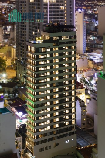 Bán Khách sạn 3 sao mt đường Hà Bổng, Sơn Trà.Thu nhập 1,8 tỷ/năm.Cách biển 50m.Giá 70 tỷ