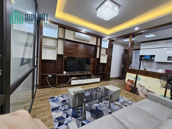 Bán Nhà Quận Thanh Xuân. Thang Máy. Oto 7 chỗ cất trong nhà. 46m x8 tầng. MT3,9m
