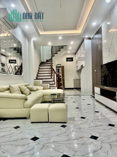 Bán nhà phân lô ngõ 612 Đê La Thành 35m2 x5Tầng,gần Ôtô, ở ngay! Giá 4,55 tỷ 0969693855