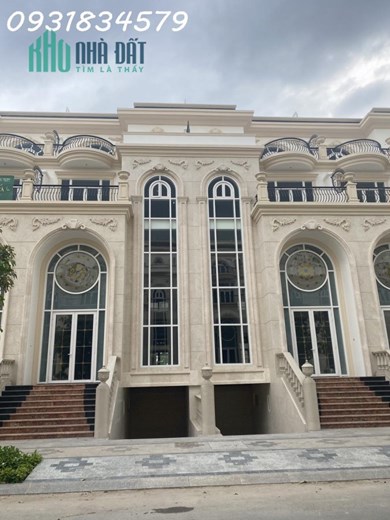 Lỗ nặng 5.4 tỉ Sunlake Villas KĐT Vạn Phúc City, Giá mua hơn 35 tỉ bán lại 30 tỉ.