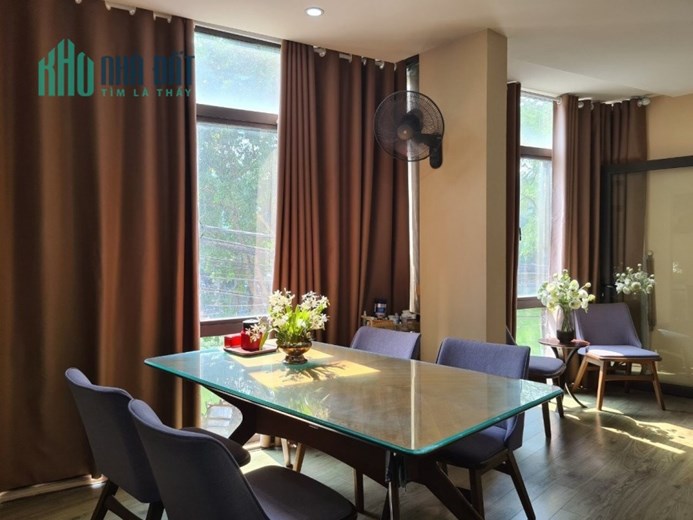 Bán nhà mặt hồ Phương Mai, Đống Đa, 50m, 6 tầng, 9m mặt tiền, THANG MÁY, chỉ 18.9T
