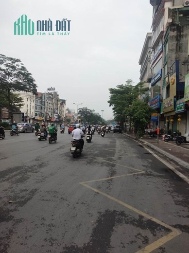 Cho thuê mặt phố Xã Đàn, dt 120m mặt tiền 5m, vỉa hè rộng