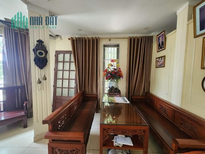 Hàng VIP siêu hiếm rẻ nhất thị trường Hà Đông 
Chủ nhà gửi bán nhà 5 tầng dịch vụ Cây Quýt - La