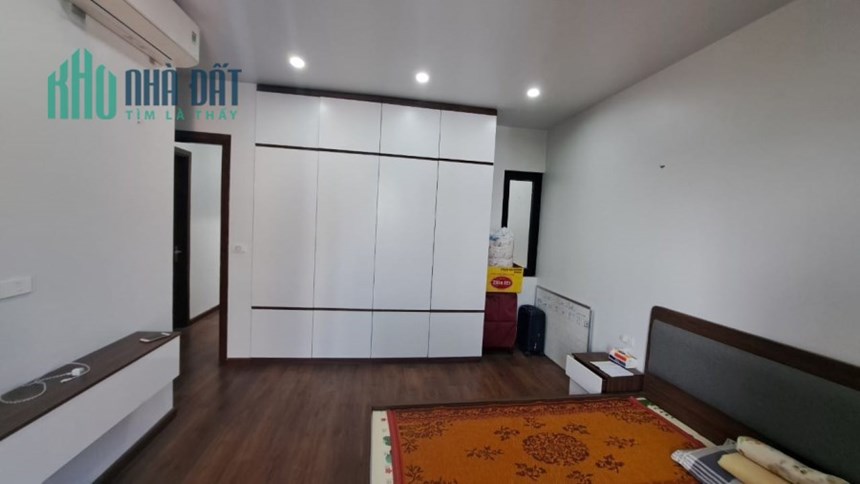 Bán ngôi nhà 158m2 phố Nghi Tàm, Tây Hồ Gara 2 Ô tô XỊN Dòng tiền Kinh doanh đỉnh 15.5 Tỷ