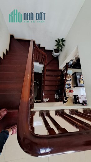 Bán căn nhà 158m2 phố Nghi Tàm, Tây Hồ Gara Ô tô Dòng tiền 1.5 tỷ/năm Kinh doanh vô địch 15.3 Tỷ