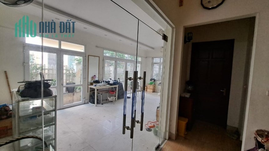 Bán ngôi nhà 158m2 phố Nghi Tàm, Tây Hồ Gara 2 Ô tô XỊN Dòng tiền khủng Kinh doanh vô đối 15.4 Tỷ