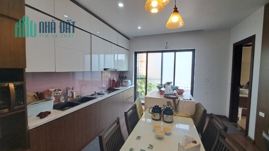 Bán ngôi nhà 158m2 phố Nghi Tàm, Tây Hồ Gara Ô tô XỊN Dòng tiền 1.5 tỷ/năm Kinh doanh đỉnh 15.2 Tỷ